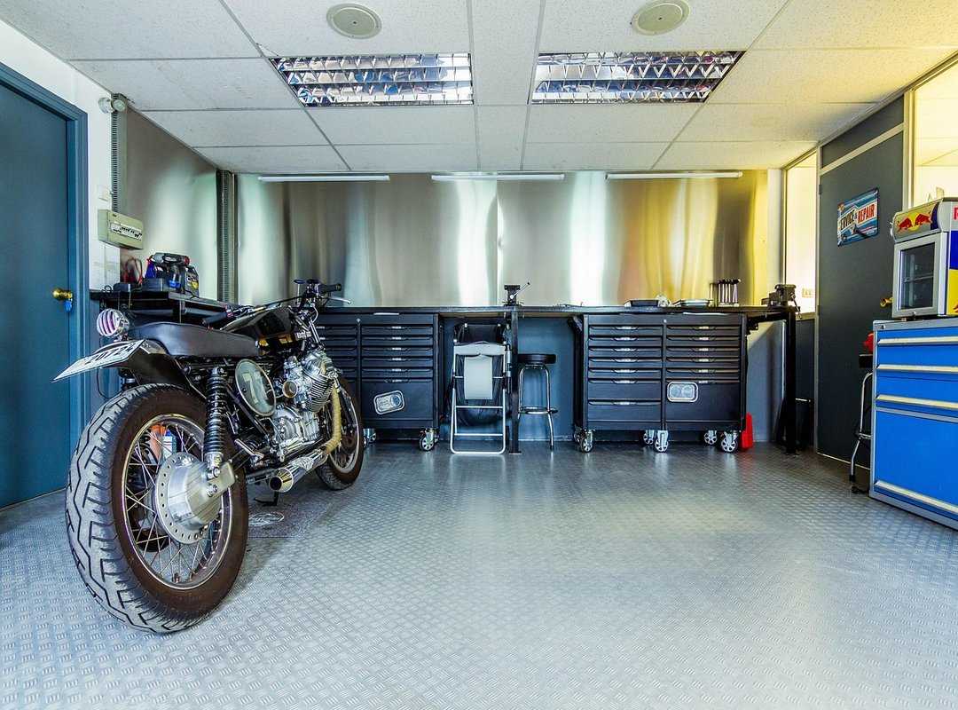 motorcycle oil change