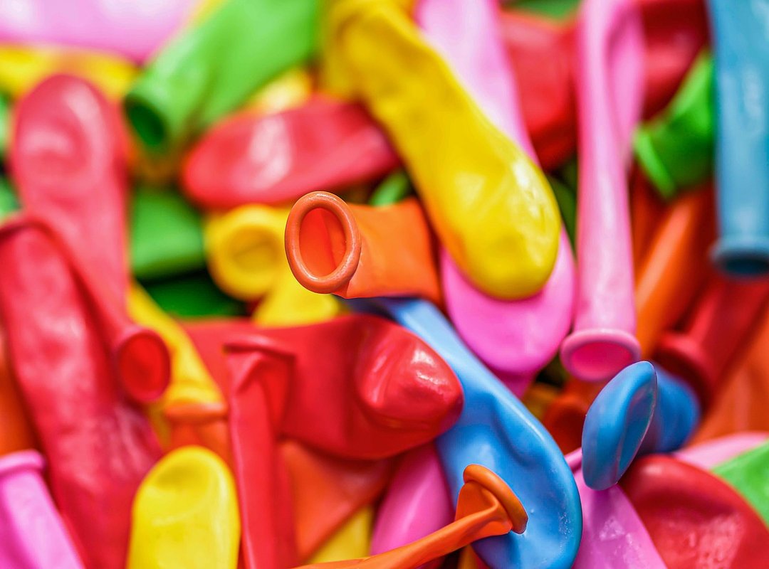 Creative Ways to Weave in the Date of Birth